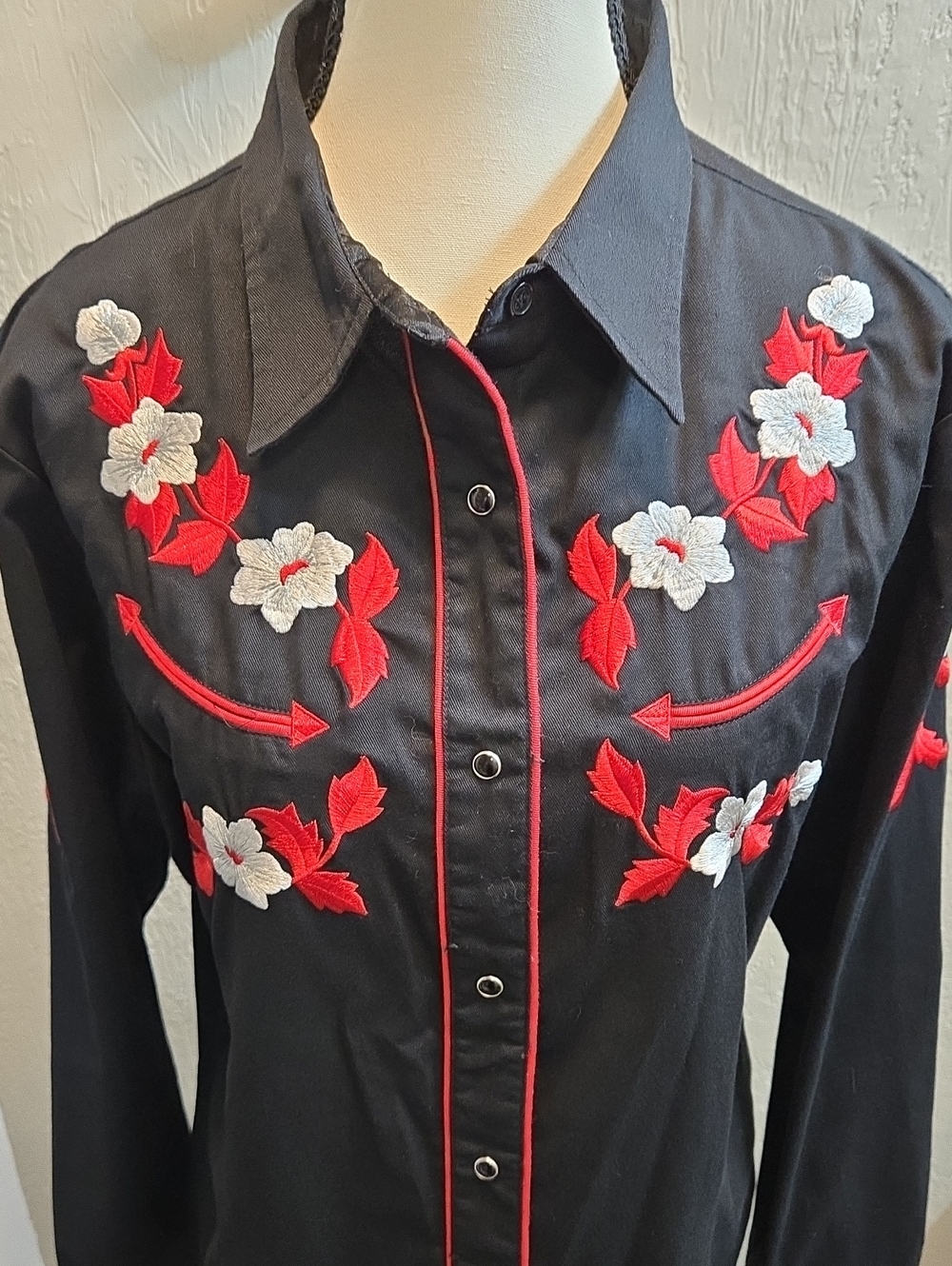 Vintage Roper Old West Classics Embroidered Western Floral Shirt - Picture 2 of 11